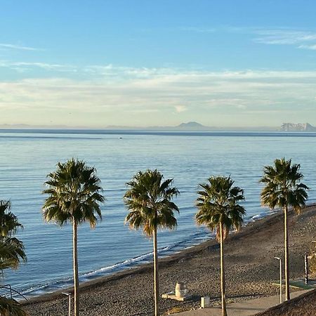 Bahia De La Plata Seafront Apartment Estepona Exterior foto