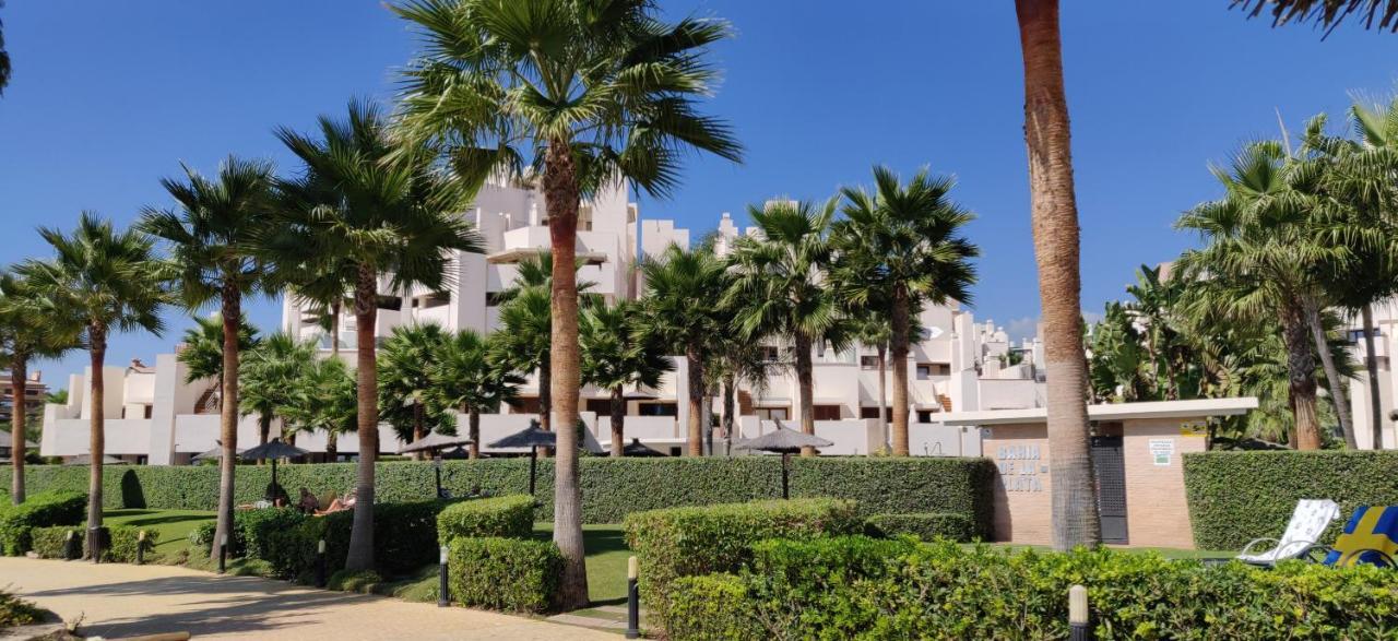 Bahia De La Plata Seafront Apartment Estepona Exterior foto