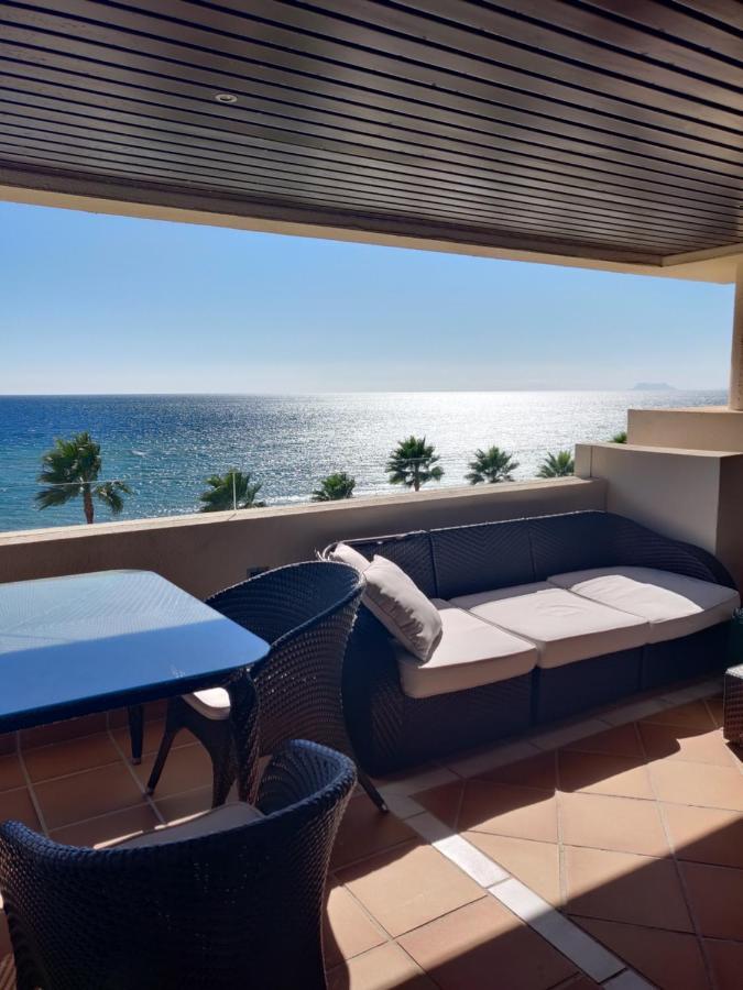 Bahia De La Plata Seafront Apartment Estepona Exterior foto