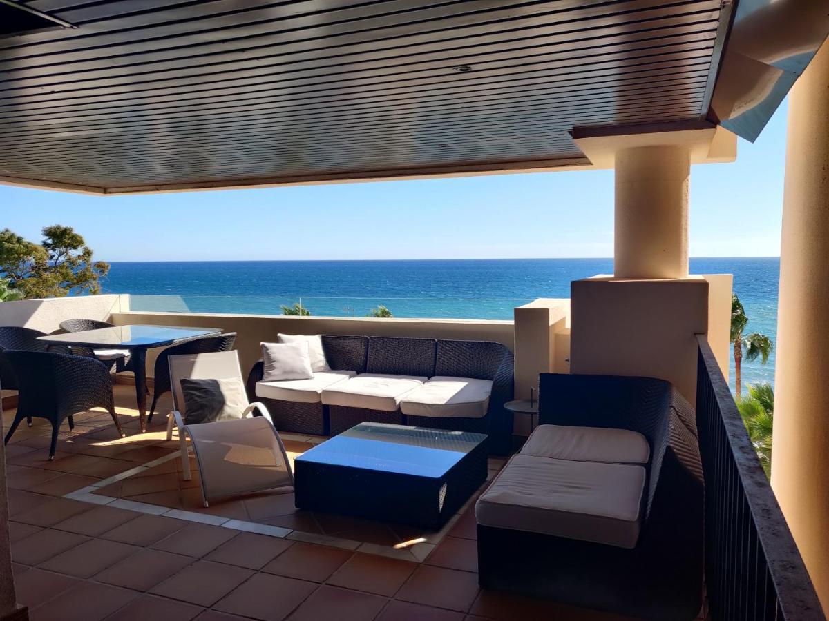 Bahia De La Plata Seafront Apartment Estepona Exterior foto